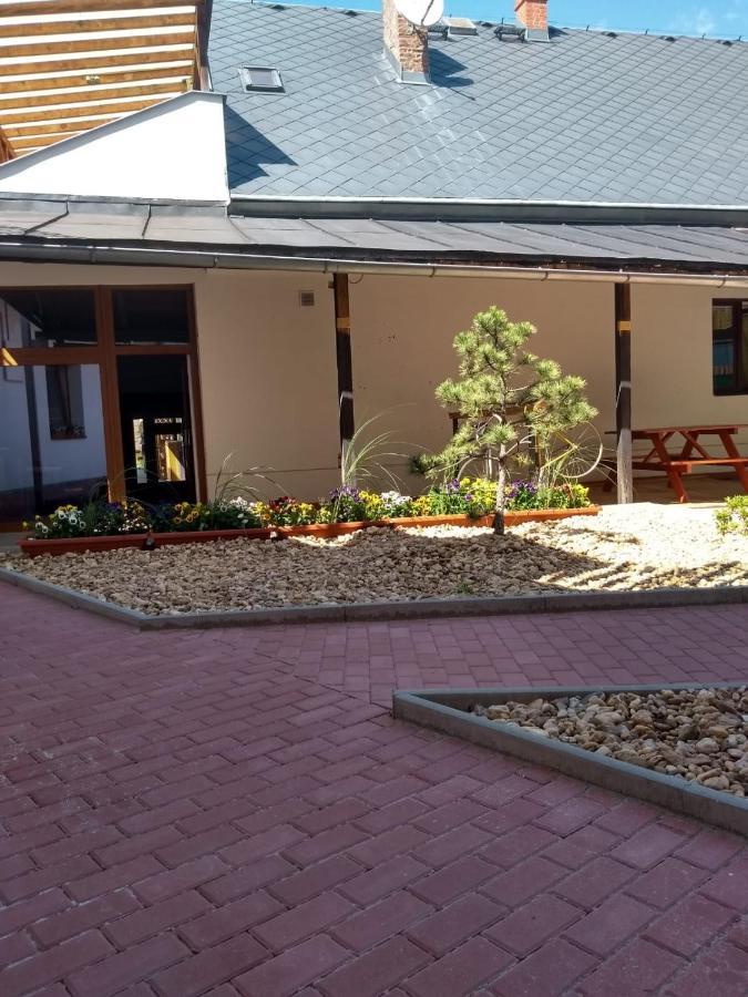 Apartmany Lono Jičín Exterior foto